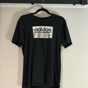 Adidas T-Shirt